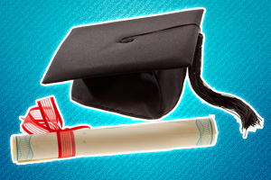 Bild: Absolventenhut und Diplomurkunde Bild: Absolventenhut und Diplomurkunde