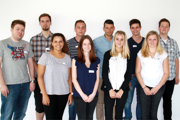 Bild: Auszubildende bei CONET 2016 Bild: Auszubildende bei CONET 2016