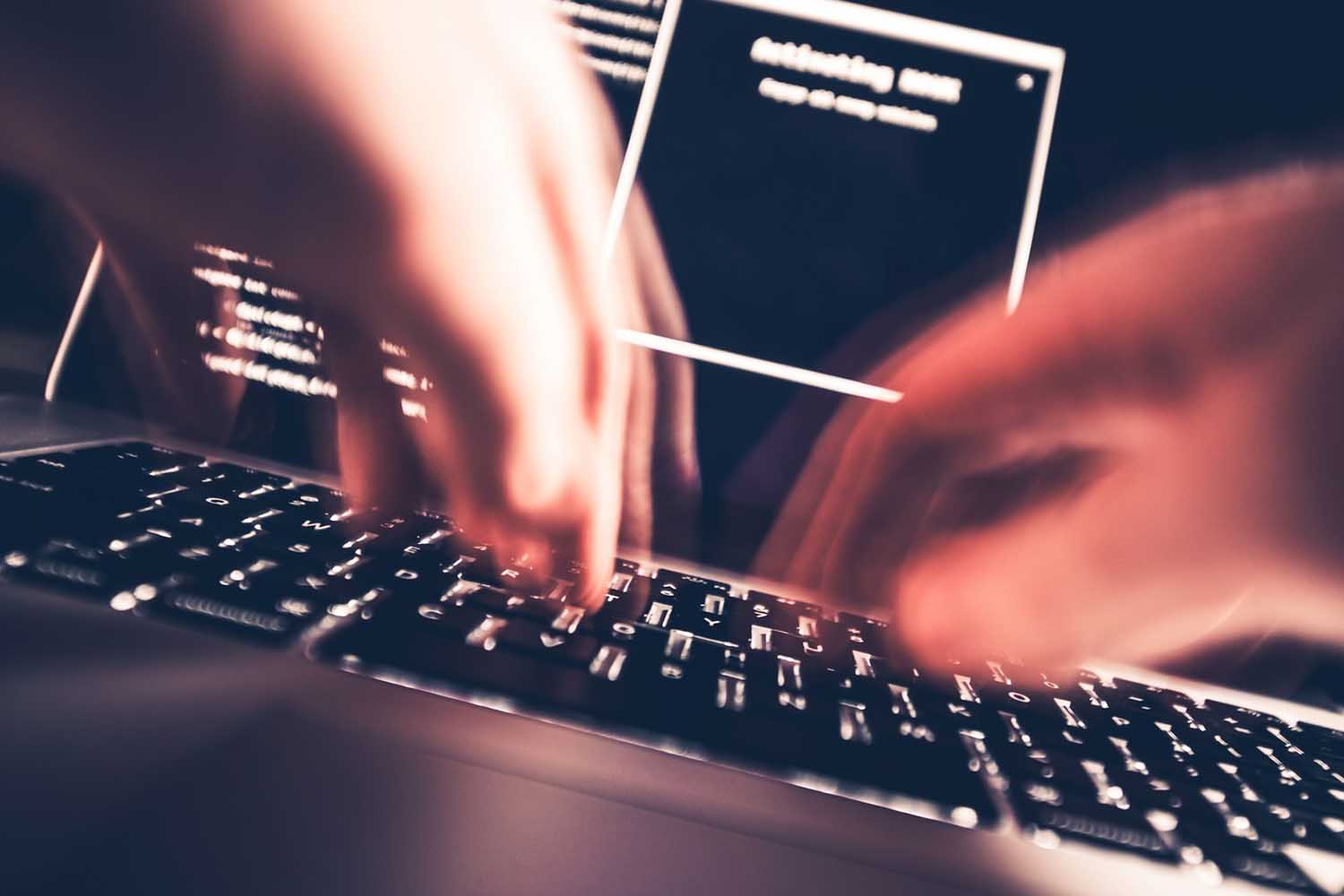 Wir schaffen mit zuverlässigen IT-Infrastrukturen das stabile Fundament für Ihren Erfolg! Wir schaffen mit zuverlässigen IT-Infrastrukturen das stabile Fundament für Ihren Erfolg!