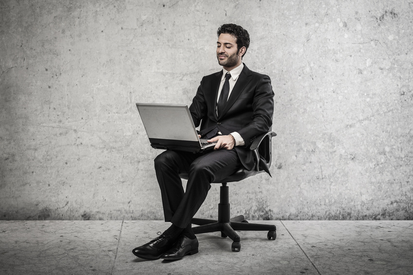 Bild: Business Man with Laptop Small Business, Small Business Server