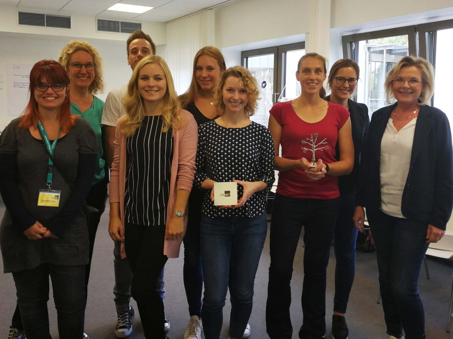 Gemeinsam mit CEO Anke Höfer (rechts) beim CONET-LIFE-Workshop