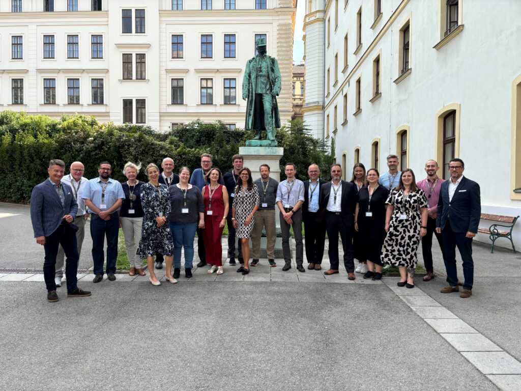 Gruppenfoto der Teilnehmerinnen und Teilnehmern des diesjährigen Treffens der CAT User Group