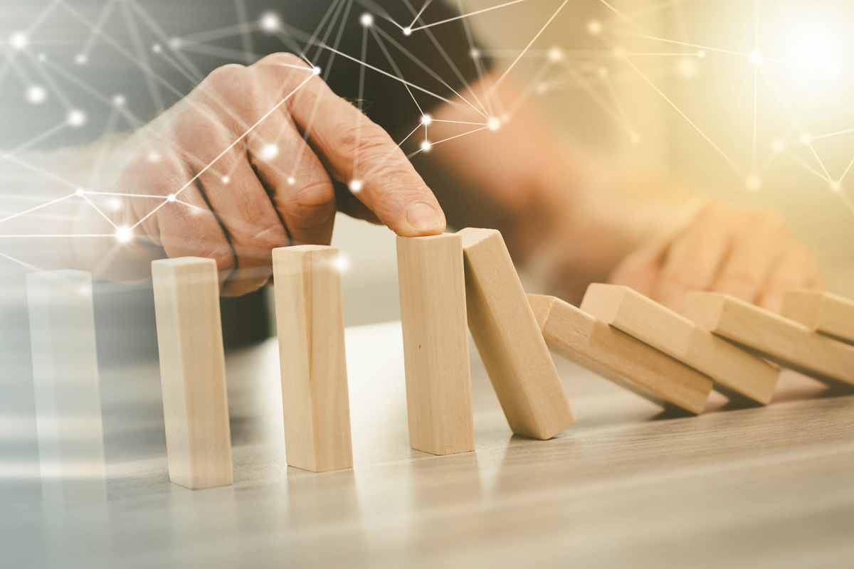 Foto: Performance Tests Dominosteine fallen um